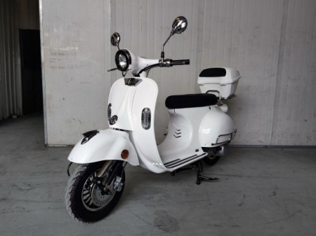 Roketa 173 150cc Scooter