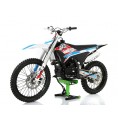 Apollo Thunder 250 Dirt Bike Red